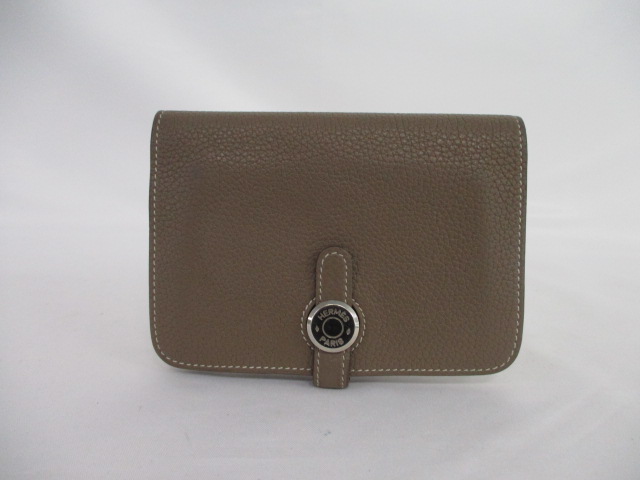 Shop HERMES Dogon Unisex Lambskin Plain Leather Folding Wallet