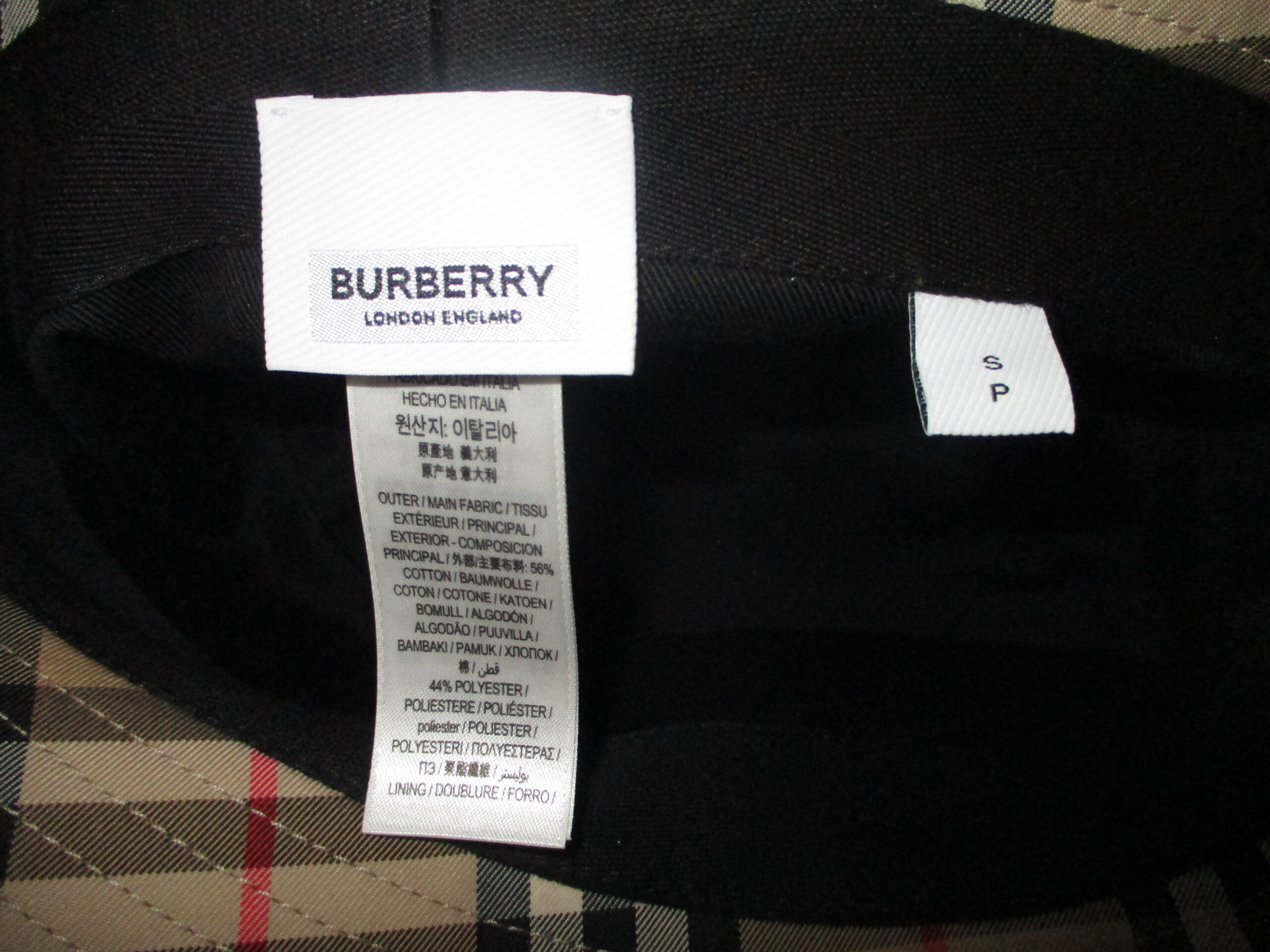 Burberry-Technical Bucket Hat - Couture Traders